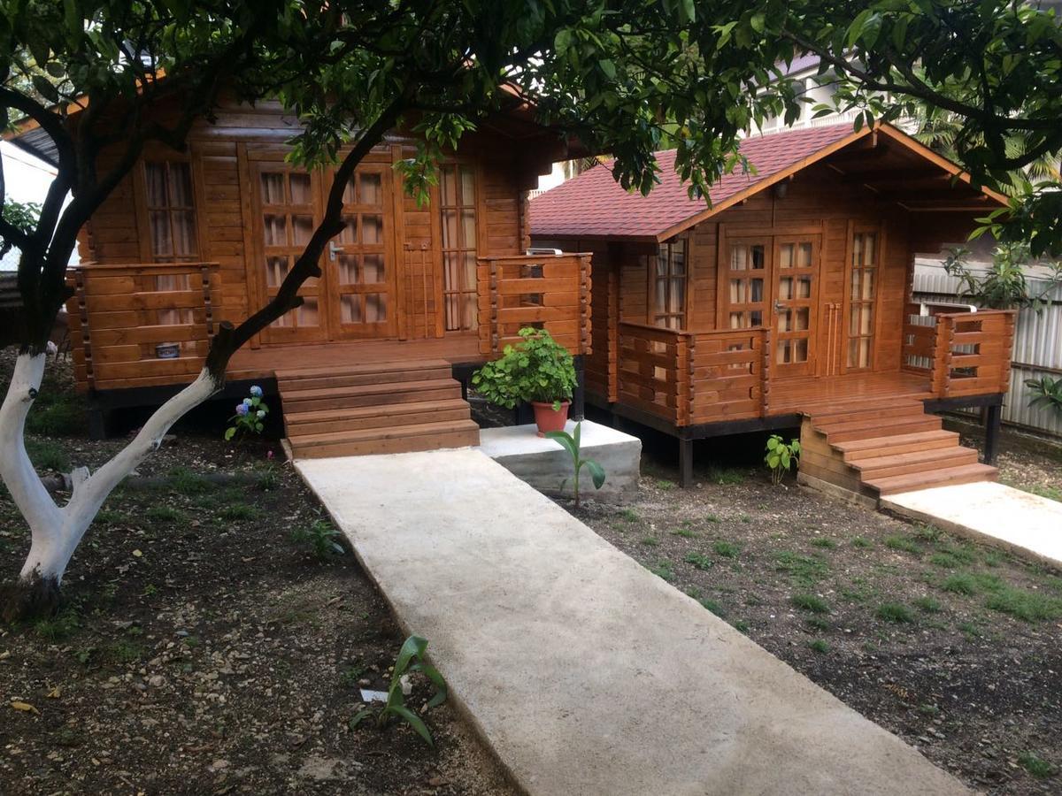 Коттедж Hotel New Athos Екстериор снимка